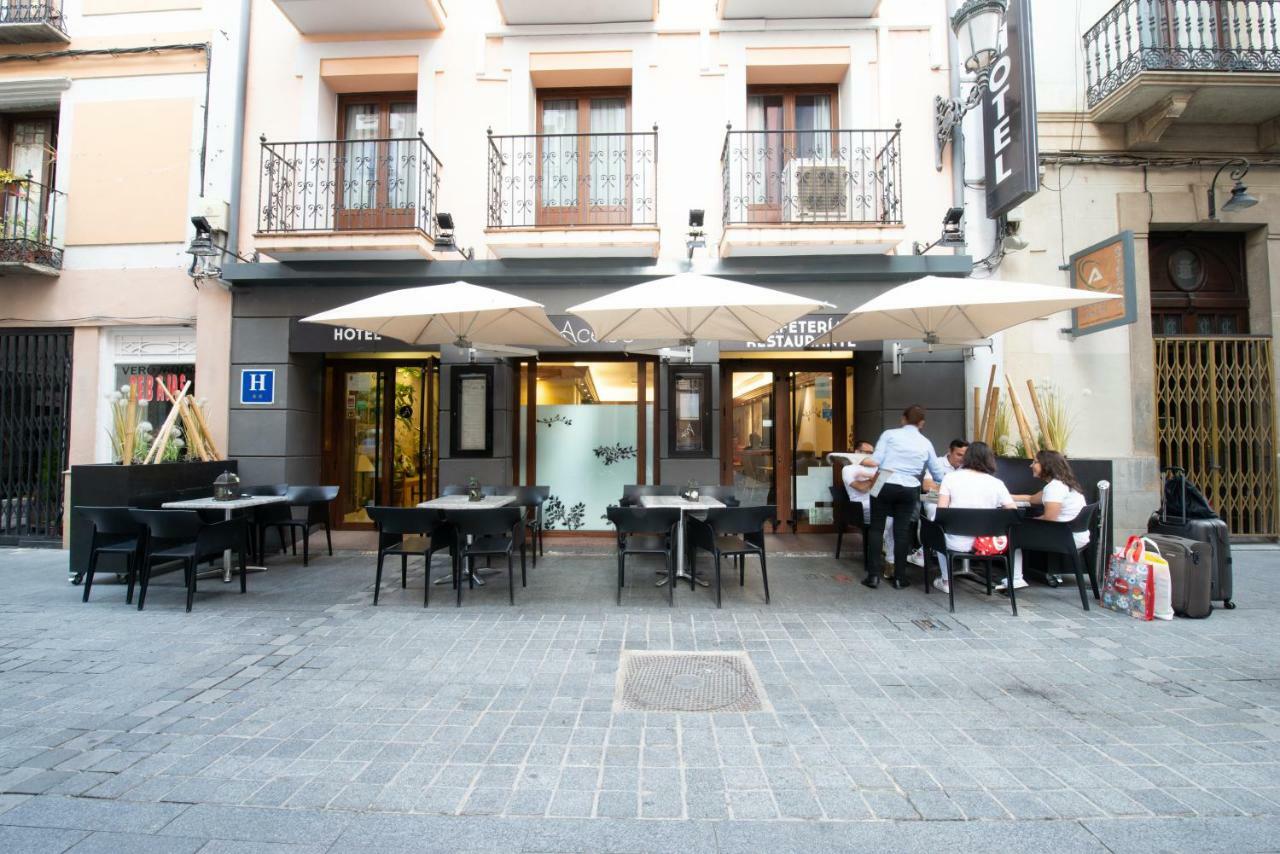 Hotel El Acebo Хака Екстериор снимка